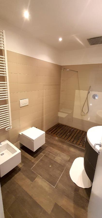 Elisabeth Waterfront Apartment Venecia Exterior foto