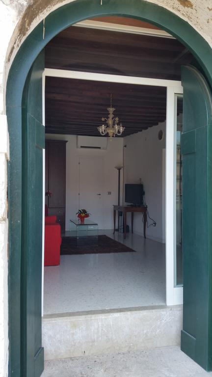 Elisabeth Waterfront Apartment Venecia Exterior foto